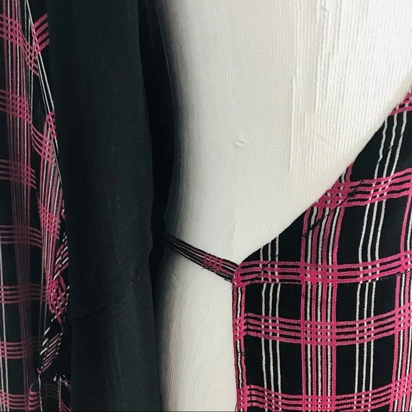 🆕 NEW WITH TAG GANNI Checked mini wrap dress size FR 38 is equivalent to… - Picture 11 of 15